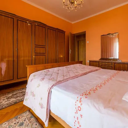 Apartman Erna *